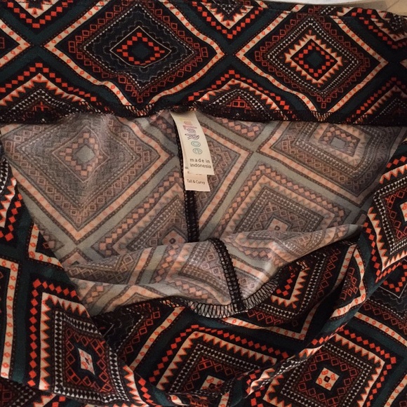 TC LuLaRoe Leggings (EUC) - Picture 4 of 4